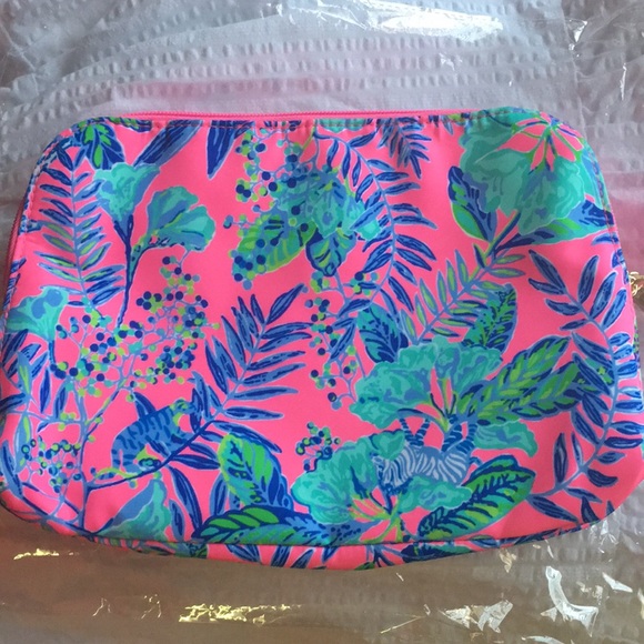 Lilly Pulitzer Thompson Clutch Pouch Bag - Pink Isle Lil Earned Stripes New NWT - Picture 2 of 11